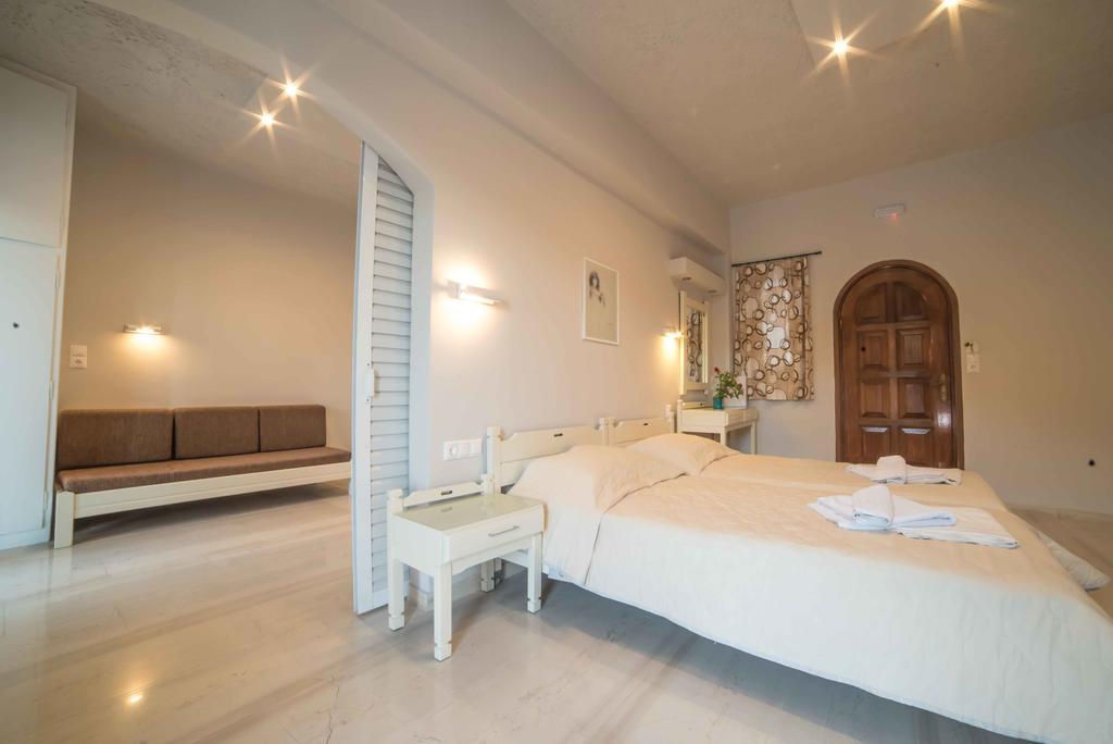 Athena Apartments Agia Galini Extérieur photo