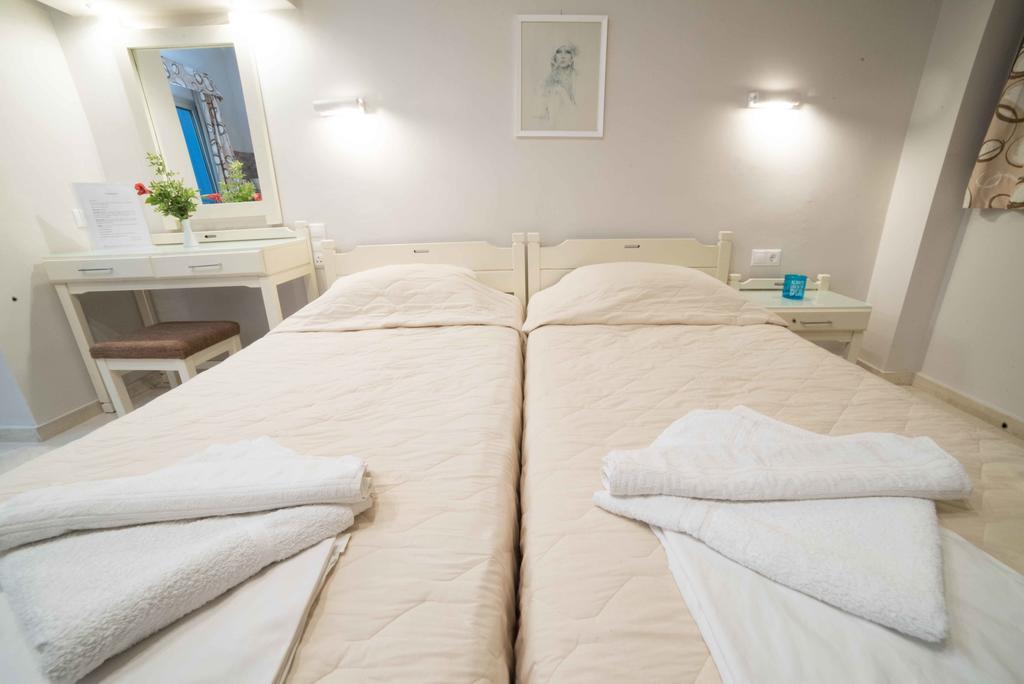 Athena Apartments Agia Galini Extérieur photo