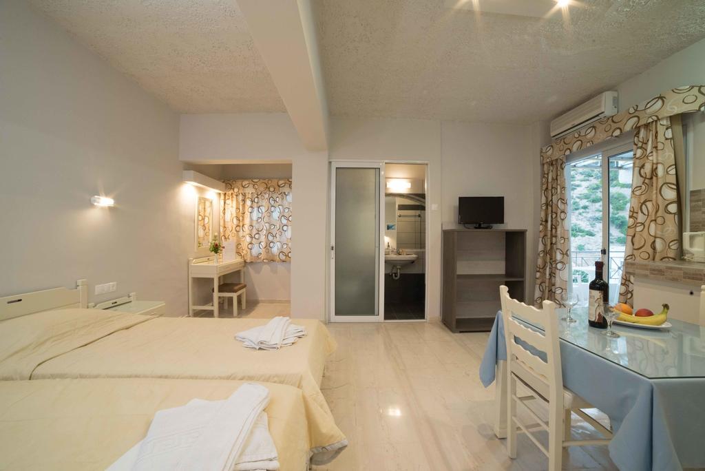 Athena Apartments Agia Galini Extérieur photo