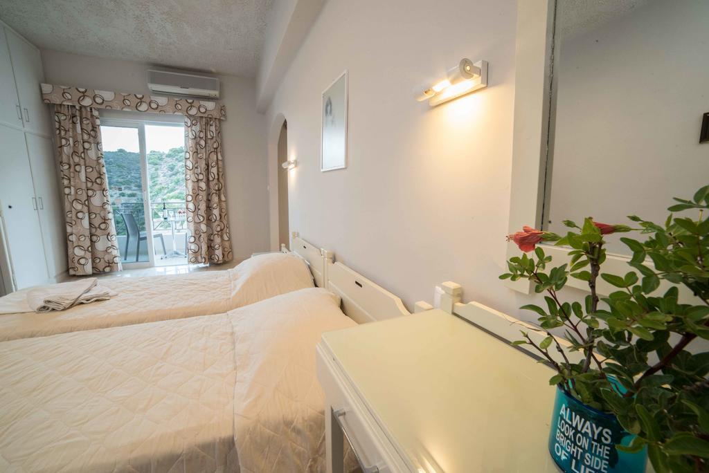 Athena Apartments Agia Galini Extérieur photo